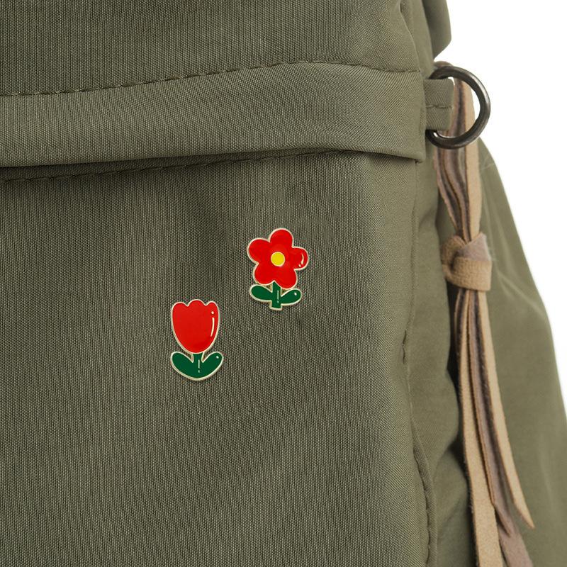 Cute Plant Little Safflower Badge Four Leaf Clover Green Leaf Red Plum Blossom Alloy Oil Drip Brooch