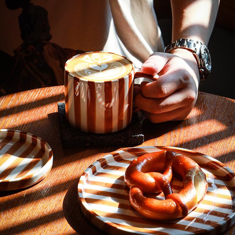 200ml Hand Drawn Striped Ceramic Mug Office Coffee Cup with Cups and Plate Set Breakfast Milk Mugs Afternoon Tea Dessert Plate