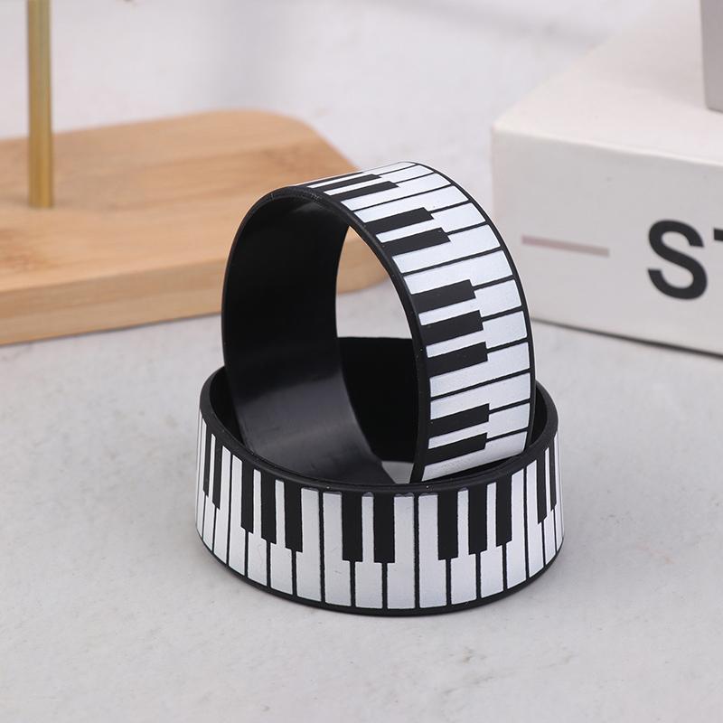 

1Pcs Fashion Piano Keyboard Silicone Bracelets Perfect For Music Lovers And Festivals, Suitable For All Seasons Onesize