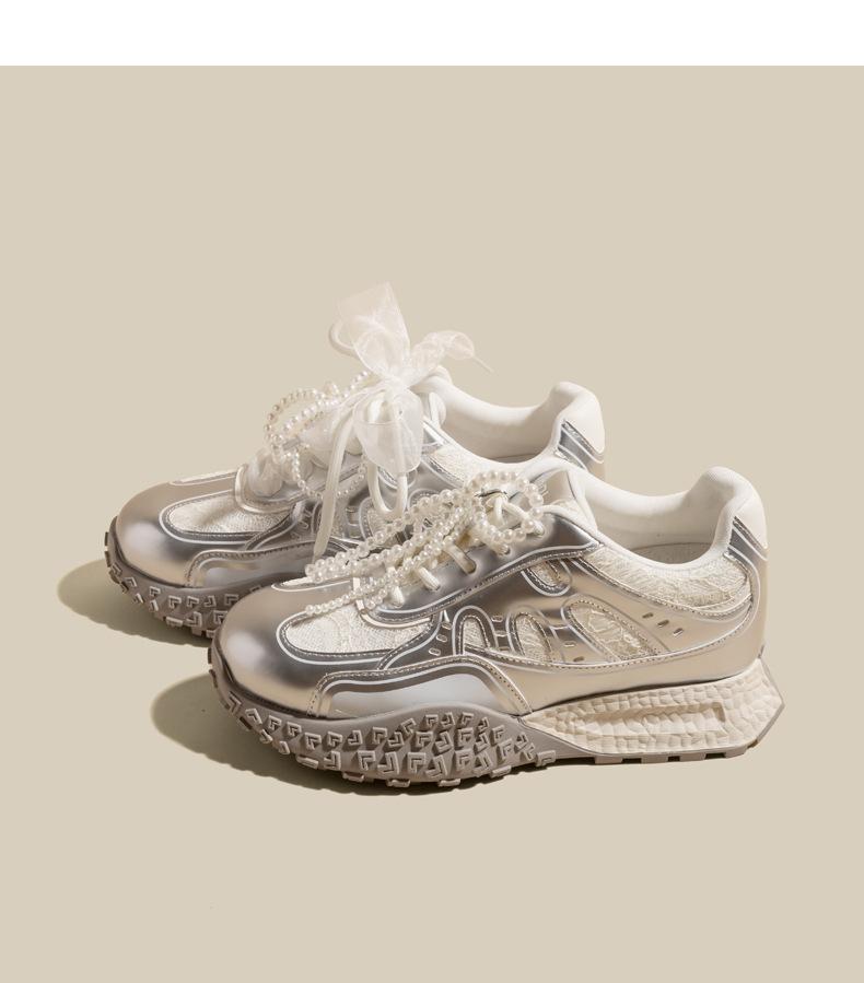 

7Cm inner height increase German training shoes women s 2025 new platform silver casual shoes ballet Forrest Gump waffle white shoes 34