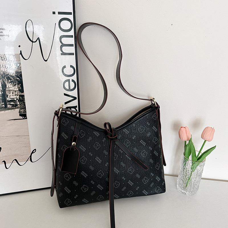 Retro Underarm Bag Women's New Large-capacity Commuter Bucket Bag Versatile Fashion Shoulder Messenger Bag