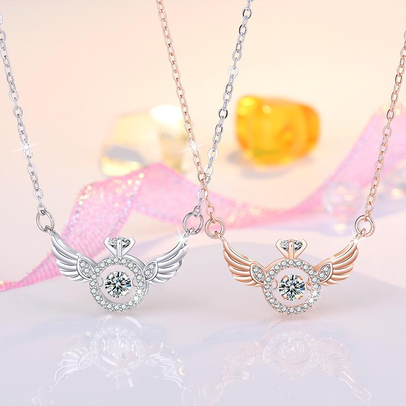 Angel's Wing Beating Heart Necklace – Light Luxury Women's Collarbone Pendant