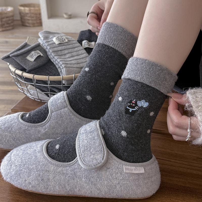 Gray Wool Socks Children'S Season Warm Medium Tube Socks Cute Cartoon Embroidered Cat Striped Cloth Label Stacking Socks