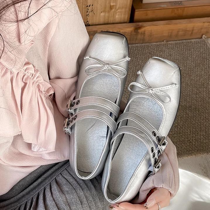 

Модные темпераментные балетки с бантом на плоской подошве, маленькие кожаные туфли для женщин 2025 года, новые весенне-осенние туфли-юбки Мэри Джейн 40 серебряный