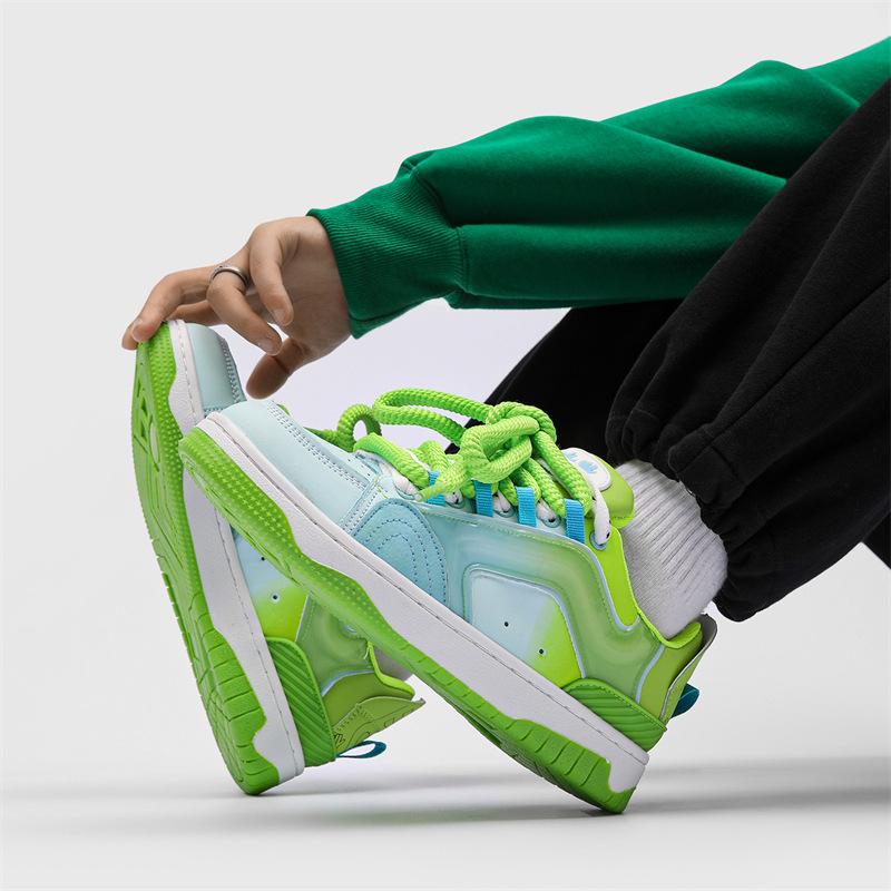 Fashion Couple Board Shoes Low-Top Trendy Teen Sneakers Student Board Shoes