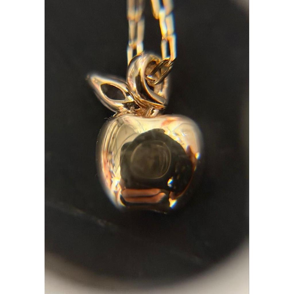 Used Final price 4C Super cute Apple k10 Three-dimensional apple pendant head necklace with CZ leaf. Beautiful item!