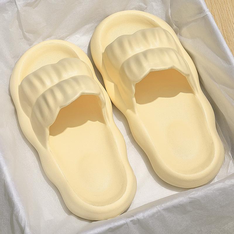 

Stepping on shit slippers women s summer outdoor wear indoor home bathroom non-slip versatile cool slippers women s 36-37 [Suitable for 35-36 feet]