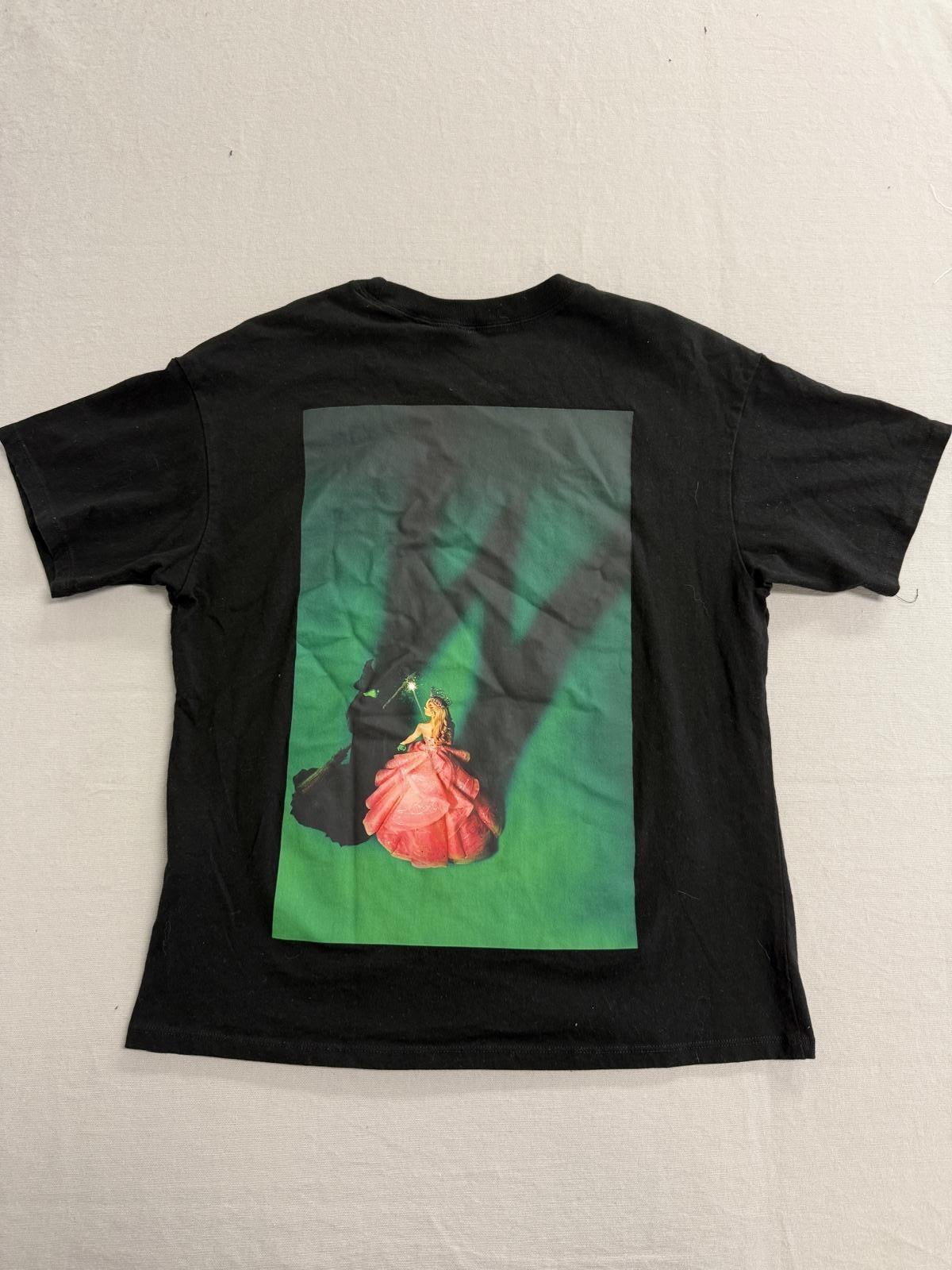 Wicked Movie Promo T-shirt Poster Glinda & Elphaba - S S