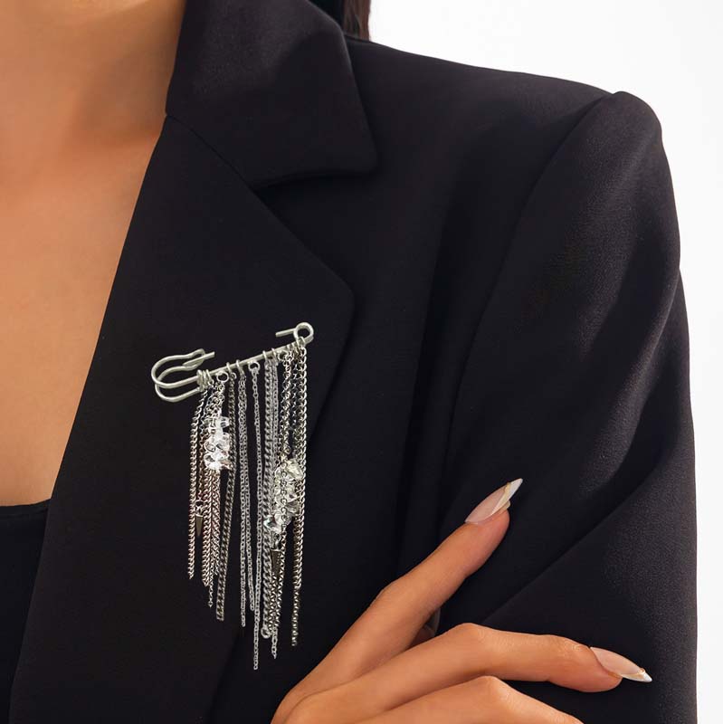 Retro Metal Chain Fringe Brooch Pin Punk Rock Multi Functional Pin for Jacket Denim Alter Pants Hem Shortener Decoration Jewelry