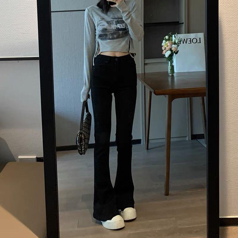 Women's High-Waist Black Micro-Flare Jeans: Slimming, Versatile, Trendy Wide-Leg Horseshoe Pants, Floor-Length, 2025 Collection.