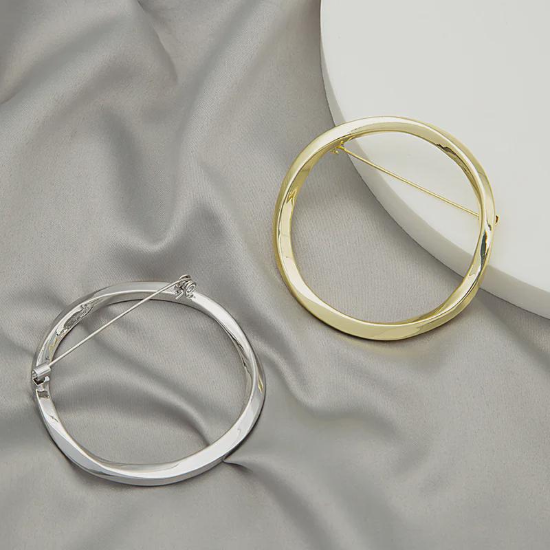 Elegant Geometric Ring Brooch: Japanese & Korean Style Cardigan Pin for Sweater & Suit Decoration