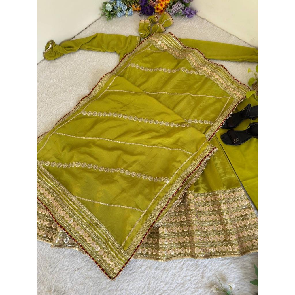 Indischer Anarkali Gown Anzug Bollywood Schönes Party Wear Salwar Kameez Kleid