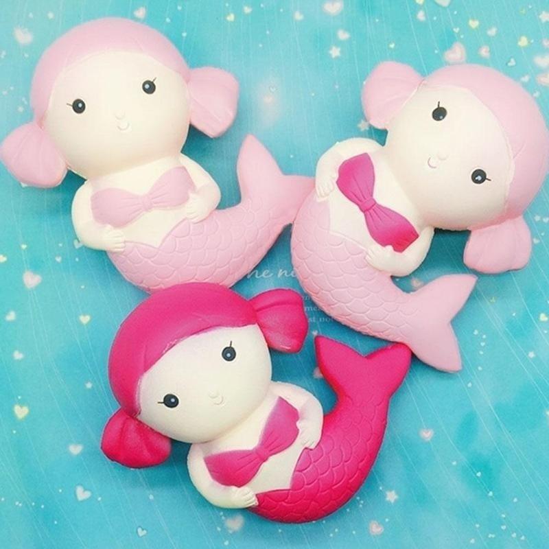 Simulation einer langsam aufsteigenden Spielzeugpuppe