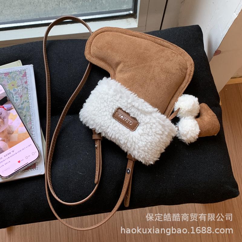 Cute Boots Bag Women's Autumn and Winter 2025 New Trendy Retro Suede Mobile Phone Bag Versatile Messenger Plush Bag