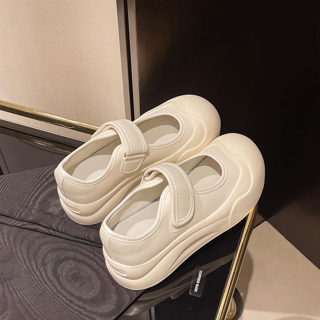 Platform bread women's shoes spring 2025 fashion versatile white shoes design sense Velcro single shoes breathable increase