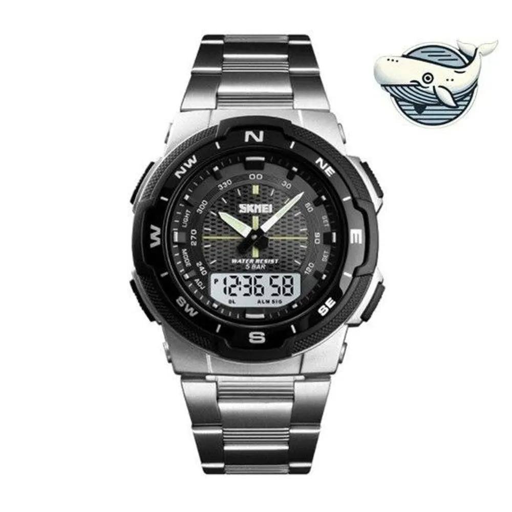 Smart Metal Wristwatch Men s Premium Analog Multi-Display Wristwatch Digital Wristwatch Silver