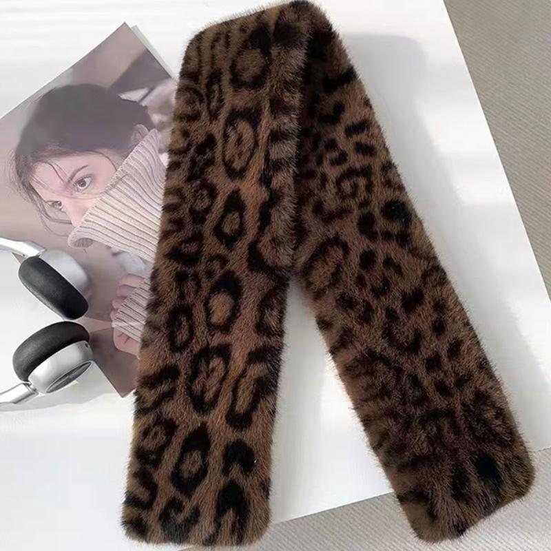 Comfortable and Stylish Leopard Pattern Neck Warmer Soft Faux Furs Winter Scarf for Keeping Warm In Chilly Weather