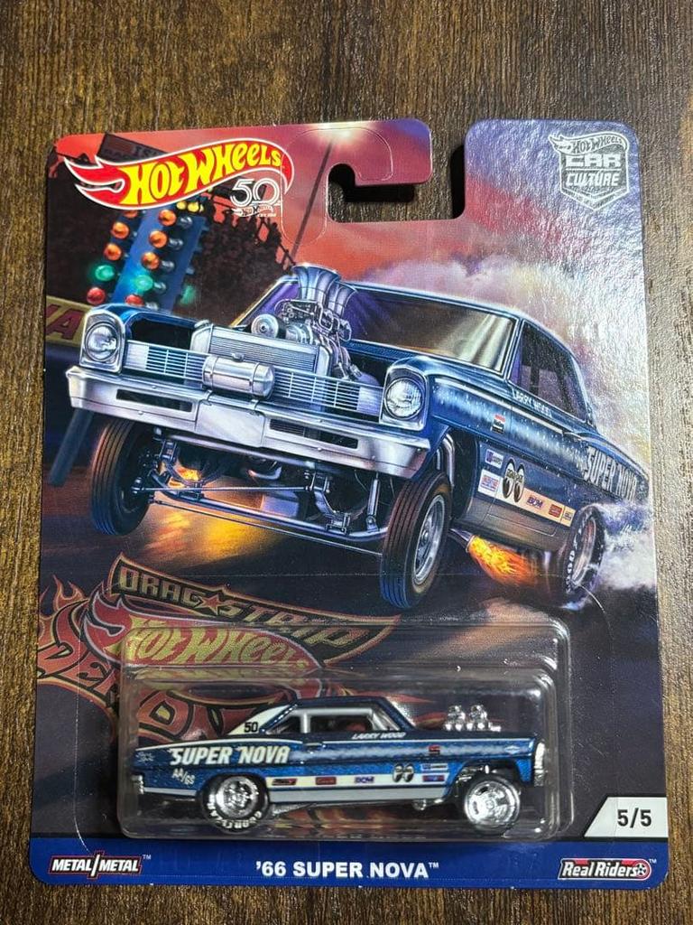 Hot Wheels ’66 SUPER NOVA