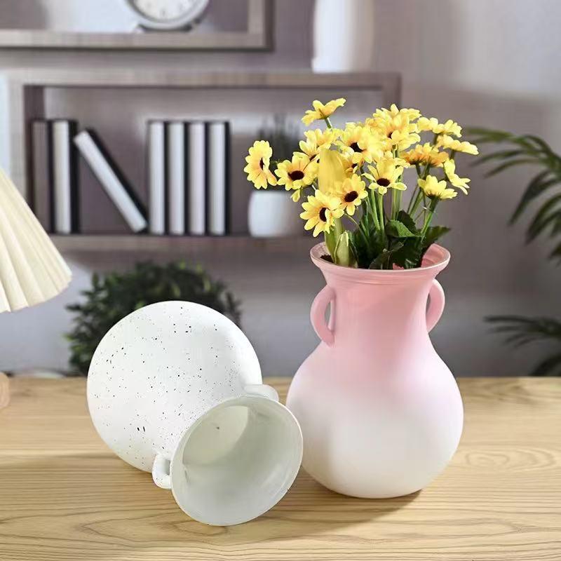Glossy Retro Gradient Glass Vase with Double Ears for Fresh or Dried Flowers