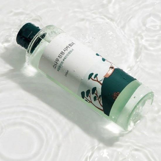 ROUND LAB Pine Calming Cica Toner Hydrating Facial Toner 250ml