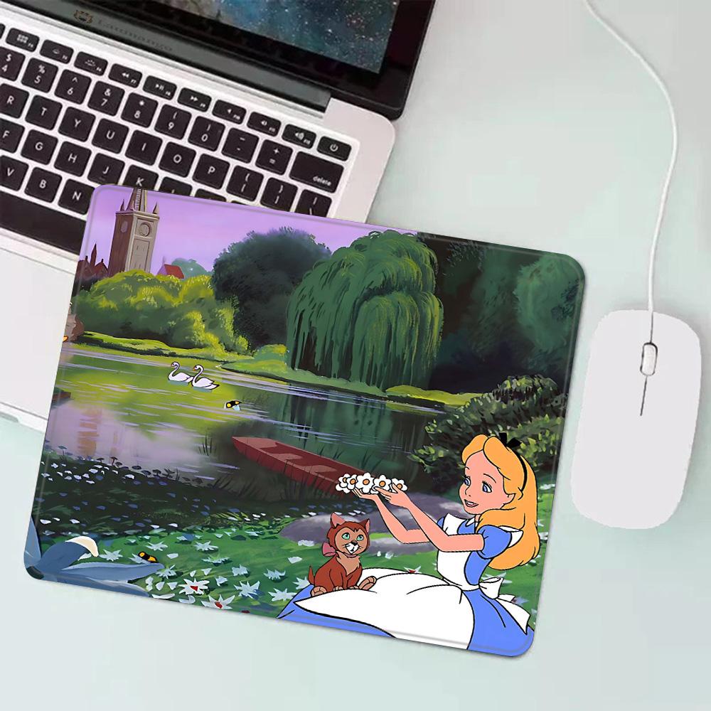 Cute Alices in Wonderland Gaming Mouse Pad XS Small Mousepad For PC Gamer Desktop Decoration Office Mouse Mat Deskmat Rug