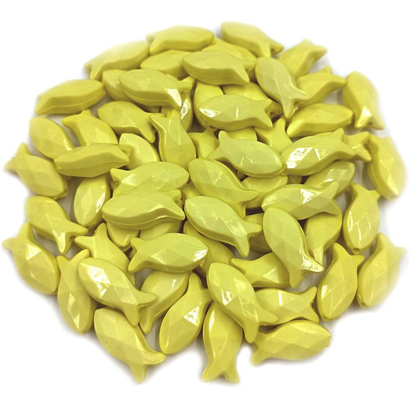 Yaratıcı Şeker Rengi Popüler Aksesuar Yapımı Düz Renk Parlak Gevşek Boncuklar 20 adet 8*18mm Lot Kendin Yap Bileklik Kolye İçin Yeni Akrilik Balık Şekli