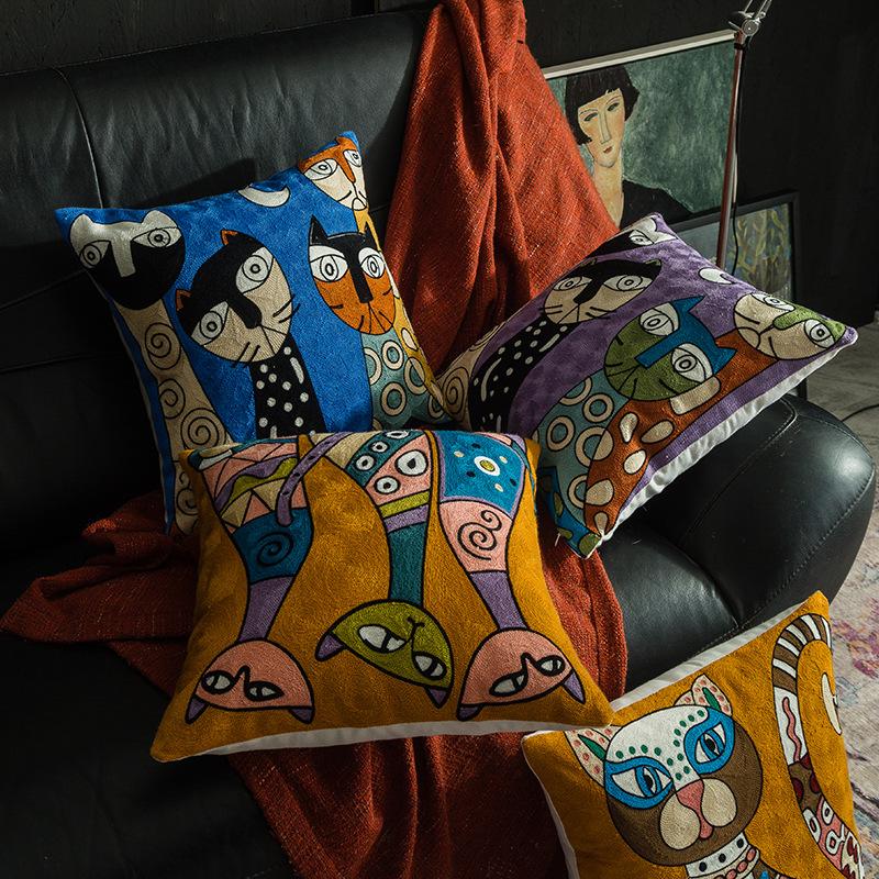 Christmas Picasso European and American Style Abstract Cushion Cover Living Room Sofa Embroidered Cushion Bedside Pillow Cover