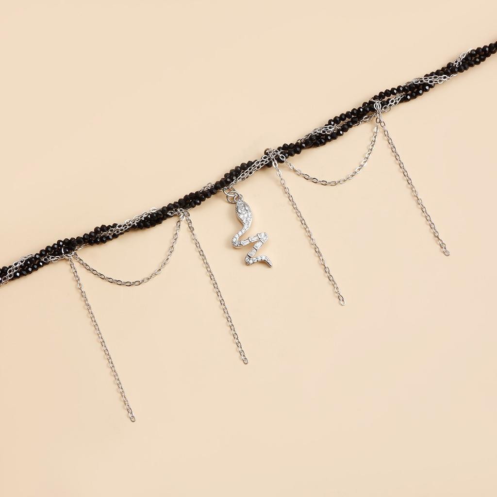 Fashionable Sturdy Glass Crystals Crosses Necklace Featuring Stylish Rhinestones Designs On Elegant Snake Chain