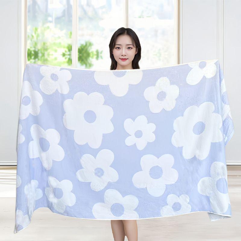 Cotton Bath Towel for Adult Home Use Soft and Absorbent Suitable for Men and Women Taking A Shower