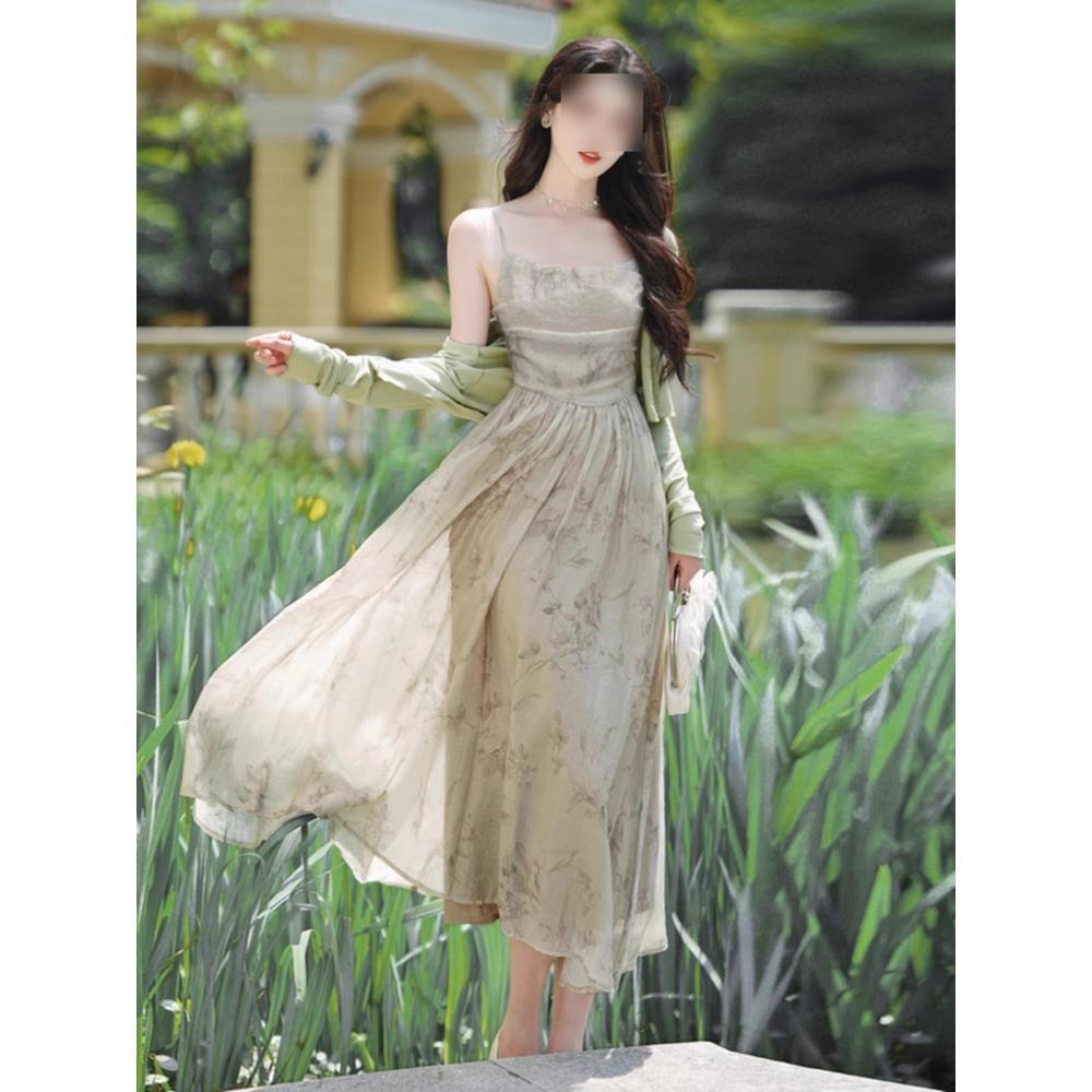 

Chinese Style Spaghetti Strap Seaside Vacation Dress - Women s Summer Chic Waist-Hugging Long Dress L (recommended for 50-55 kg)