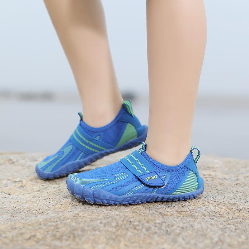 New Beach Shoes Five-finger Children's Creek Swimming Shoes Water and Land Wear Multi-functional Skipping Rope Jumping Walking Shoes