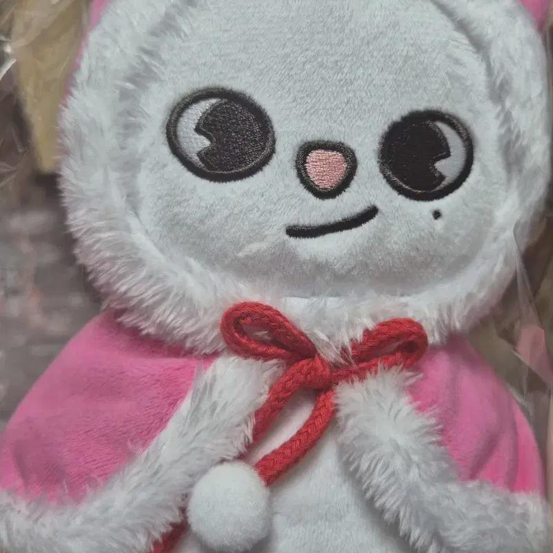 

Нераспечатанный Новый Продукт/ Straykids Рождественский Снеговик Джиниретт Straykids