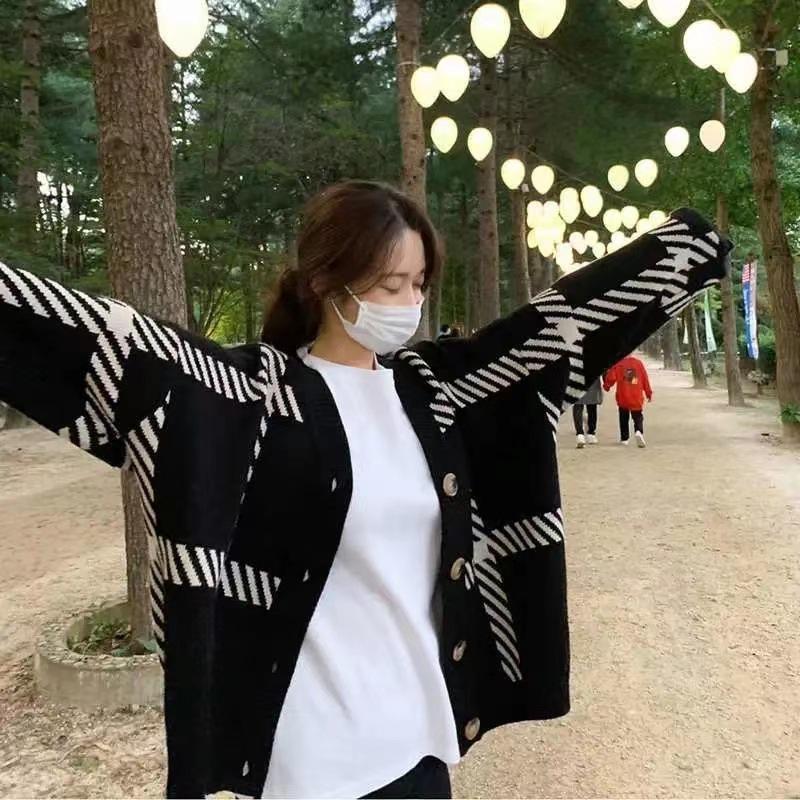 Cardigan Tricotat cu Dungi Negre pentru Femei, Toamnă Nou, Versiune Coreeană, Stil Larg și Leneș, Jachetă Pulover Simplă și Versatilă