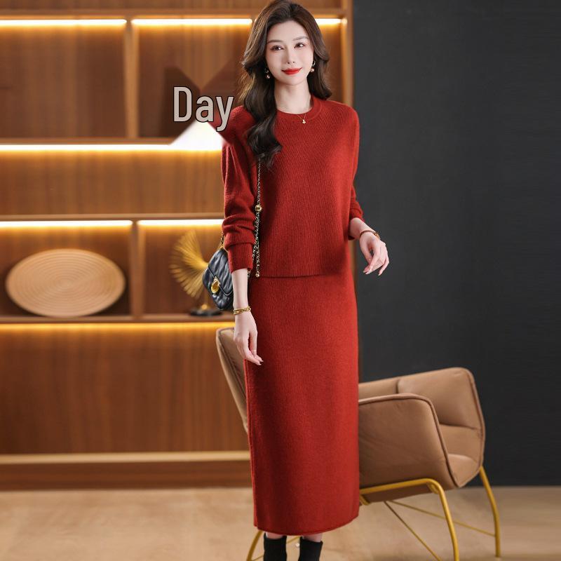 Japanese Batwing Sleeve Two-Piece Set: Fashionable Pullover & Split Skirt In Small Fragrance Style.