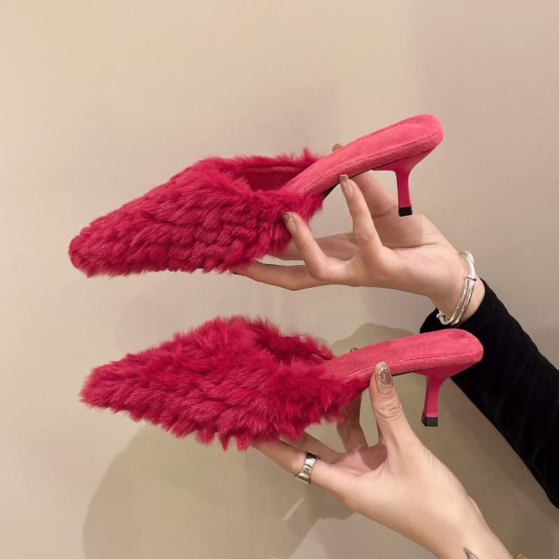 Модные женские меховые туфли на высоком каблуке с острым носком — фото 6