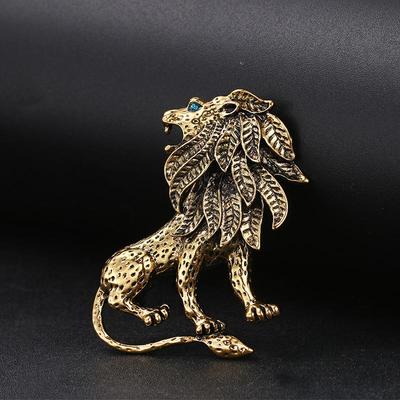 Spilla Vintage da Uomo Leone con Strass - Spilla Corsage per Partita di Rugby in Gioielli e Accessori
