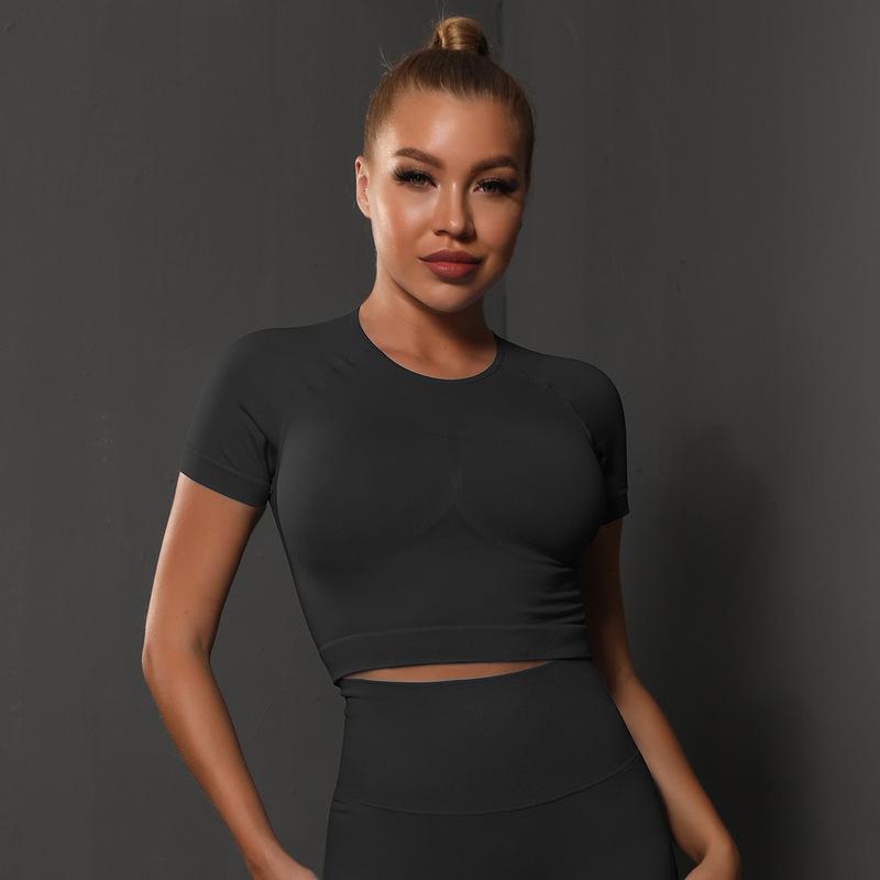 New Arrival: Seamless Knit Chest-Lifting Sports Top - Short-Sleeve, Tight-Fit for Running, Fitness & Yoga.