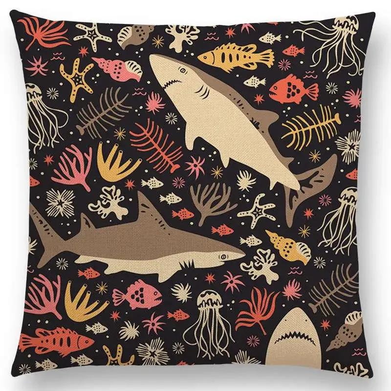 Niedliche kleine Tiere Blumenmuster Sofa Überwurf Kissenbezug Lieblicher Vogel Igel Reh Schwan Hase Kissenbezug