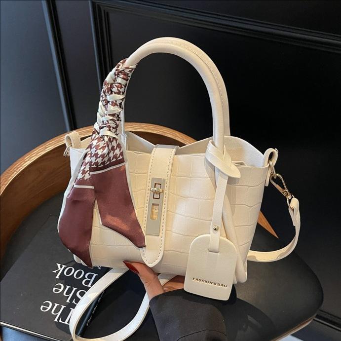 Wucifang Bags Women's Khaki New Handbag Shoulder Messenger Bag