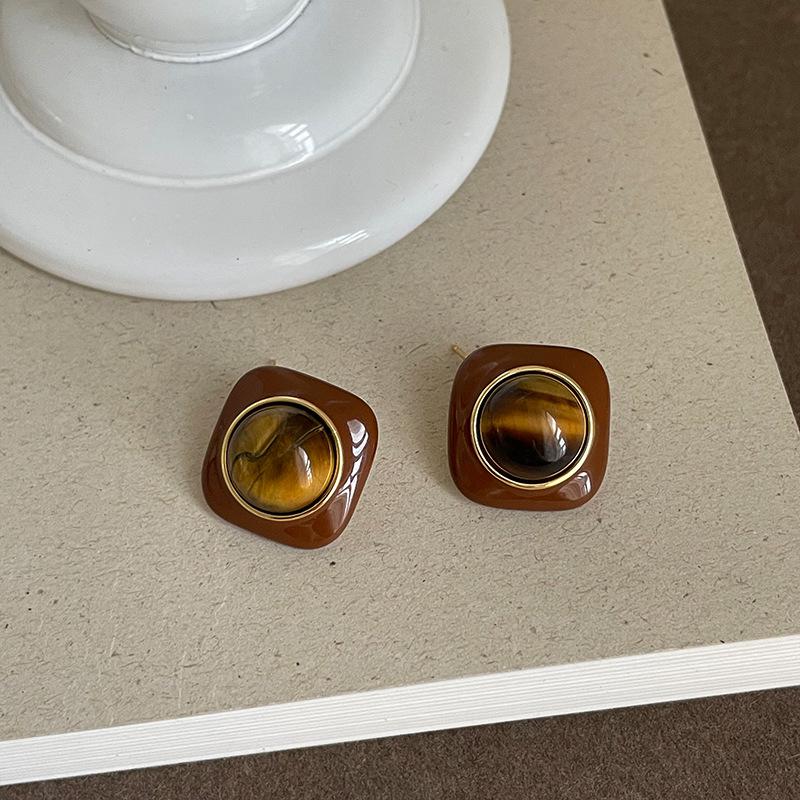 Caramel Color Drip C Circle Polka Dot Bow Stud Earrings Women's Retro Personality Fashion Trend Commuter Earrings Earrings