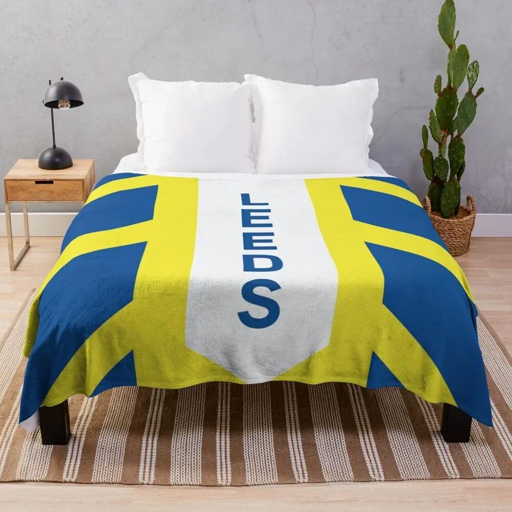 

Leeds United Throw Blanket Picnic Fashion Sofas Shaggy Blankets 100cmx150cm