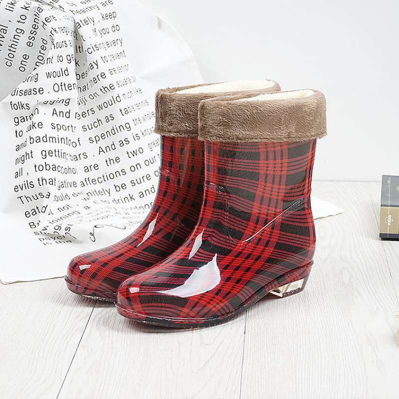 Rain Shoes Female Adult Medium Tube Water Shoes Velvet Non-slip Rain Boots Women's Lightweight Student Rain Shoes Korean Version Fashion Waterproof S