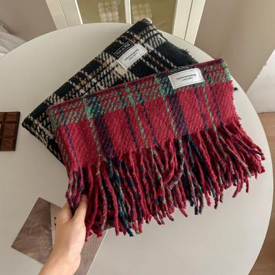 Accessoires – Schals & Tücher