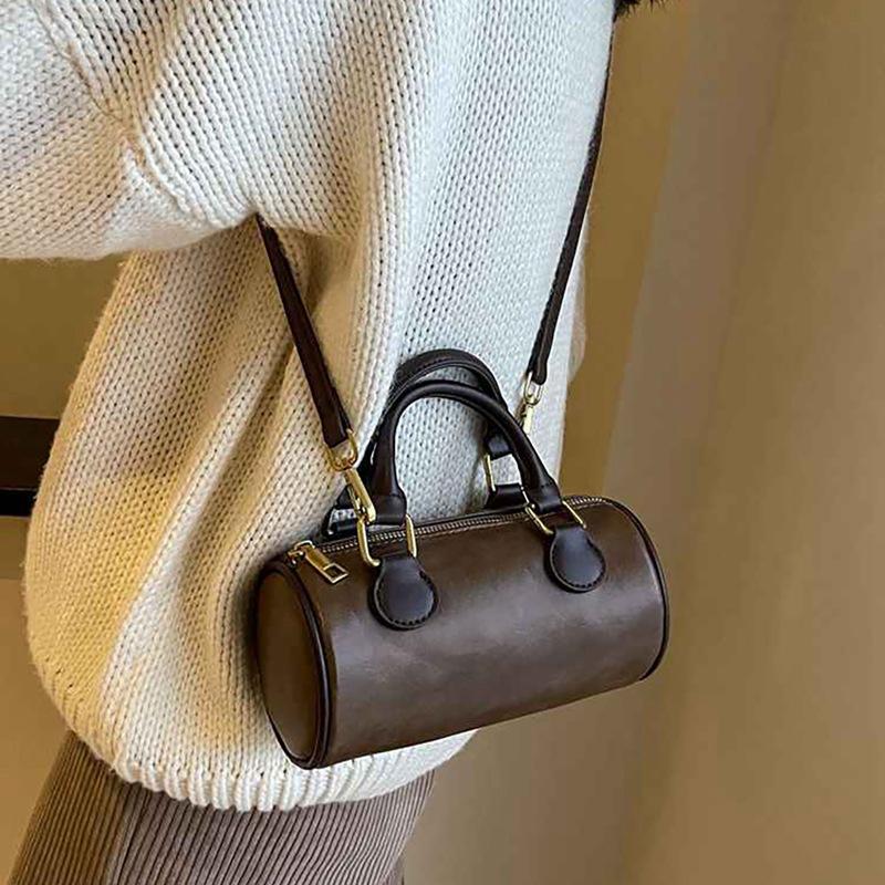 2025 New Women's Bag Autumn Winter Genuine Leather Single Shoulder Crossbody Bag Melad Handbag Pillow Bag