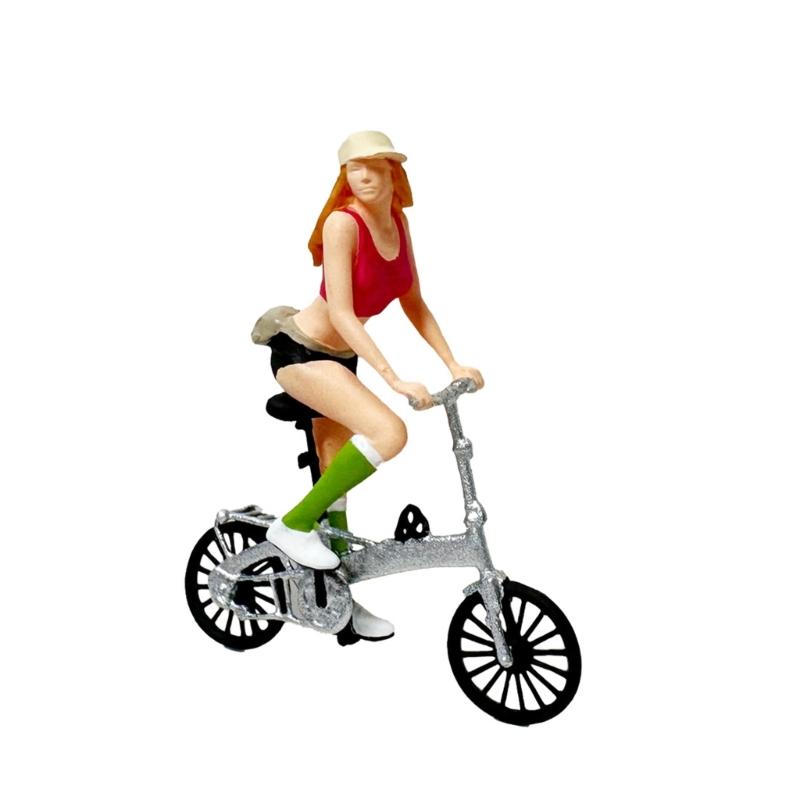 1:64 Cycling Statue Miniature Craft Cycling Scene Miniatures Resin Texture Suitable for Desktop Decorating and Present