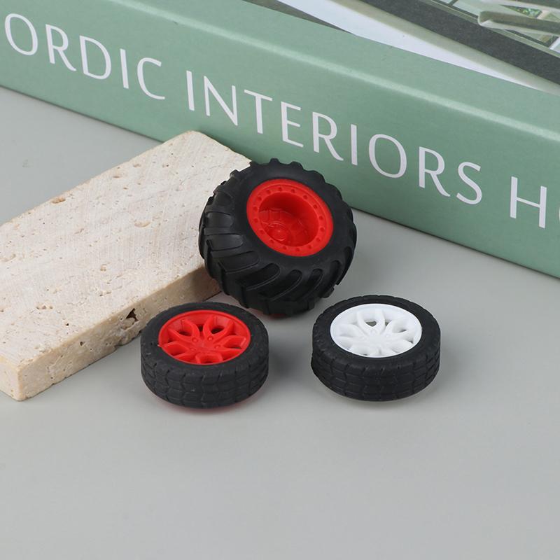 10Pcs Pc Toy Wheel Rubber Rim Tyres Diy Mini Technology 4Wd Colorful Tires Hole