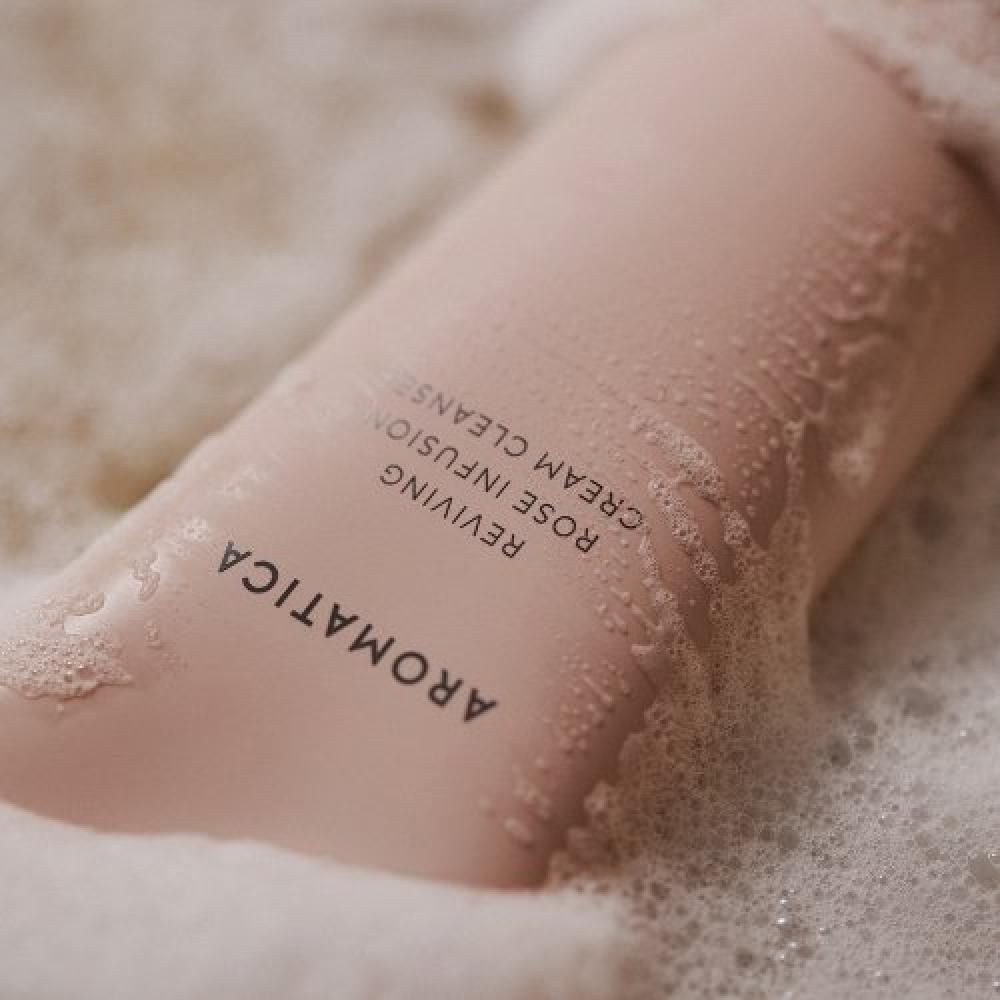 AROMATICA Fresh Cream Foam  RevivinG Rose Infusion Cream Cleanser 145 G