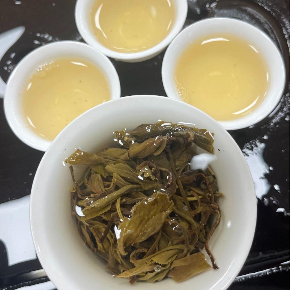 Brown Mountain Raw Pu'er Loose Leaf – Menghai Ancient Tree Tea Wholesale