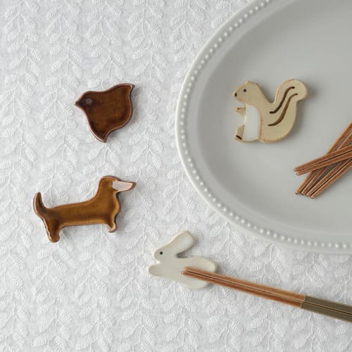 EAST Table Chopstick Rest, Ceramic, Rabbit Design, 3.9 X 3.1 X 0.7cm (H), Made In Japan, Dishwasher Safe, 96-031-04