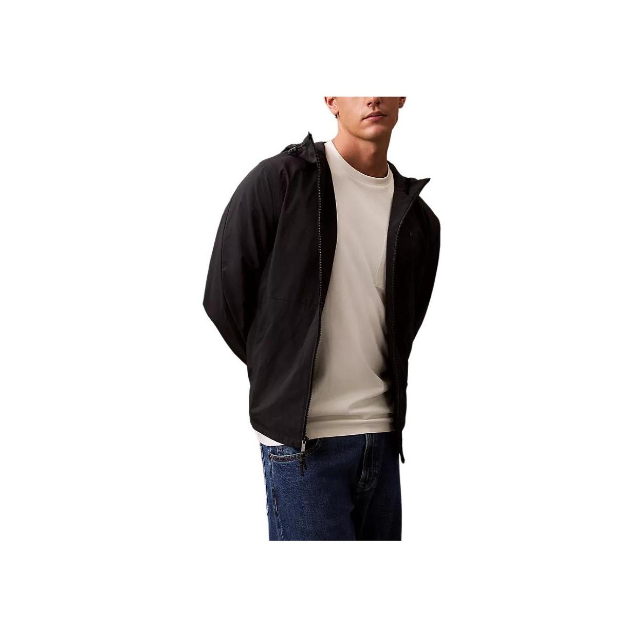 

Calvin Klein Solid Color Comfortable Drawstring Hooded Windbreaker Men Outerwear Black 40EM585-001 M